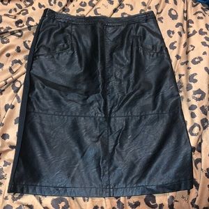 Faux leather pencil skirt